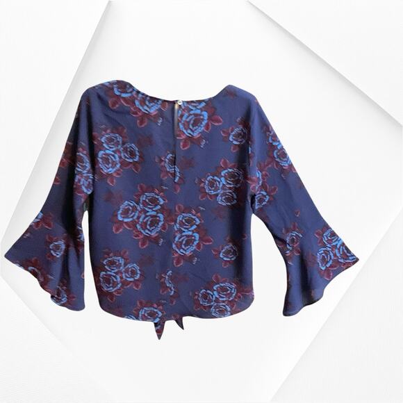 "Veronica M"-Blouse Top Wo men's Size XS Blue Wine Bell Sleeves V-Neck Tie Front - Picture 13 of 13